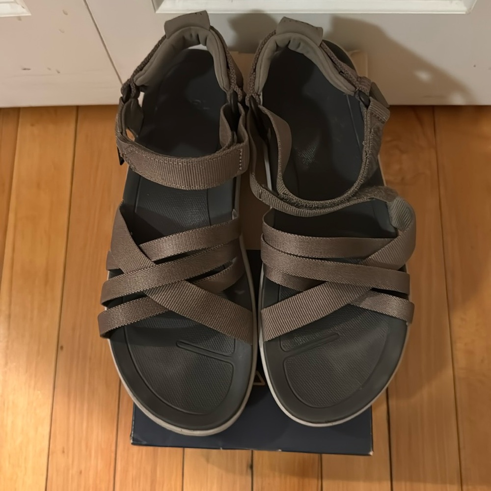 teva sanborn sandal